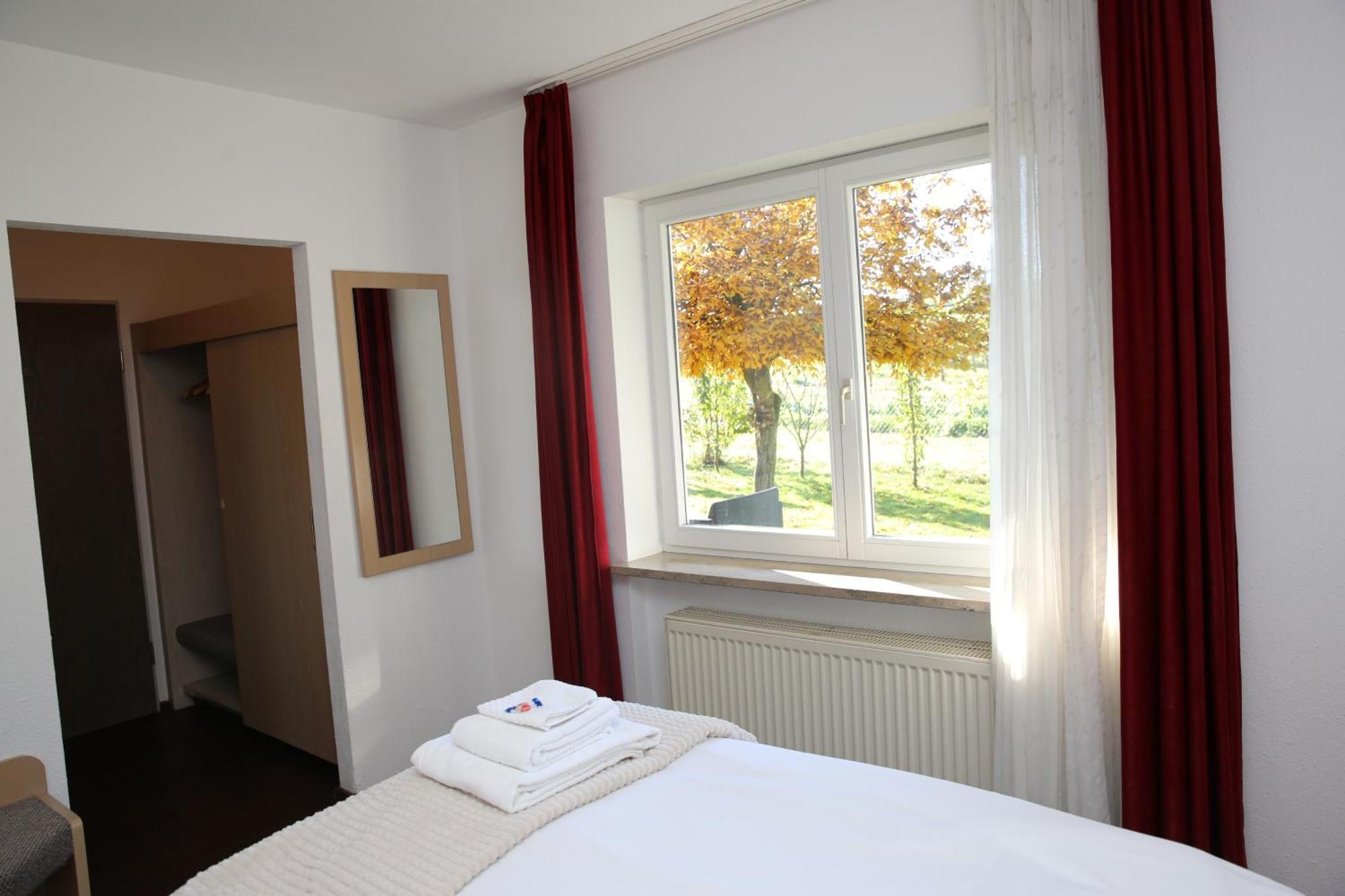 Hotel Garni Alte Post Schallbach ภายนอก รูปภาพ